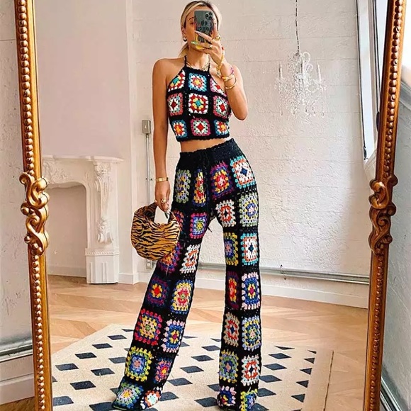 Handmade Bohemian Multi Color Knit Black Cropped Halter Retro Top - Picture 6 of 9